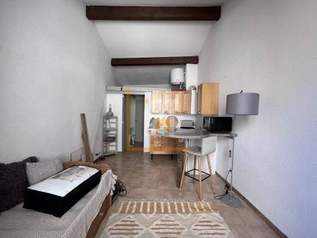 Appartement à louer - Nîmes 1 pièce de 21 m² - Photo 3