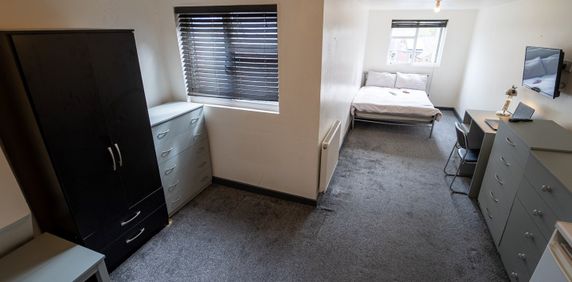 Studio Flat, Pershore Road, B29 - Photo 2