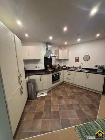 1 bedroom flat to rent - Photo 4