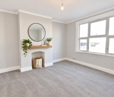 3 bedroom apartment to rent - Photo 1