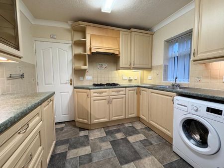 2 bedroom flat to rent - Photo 5