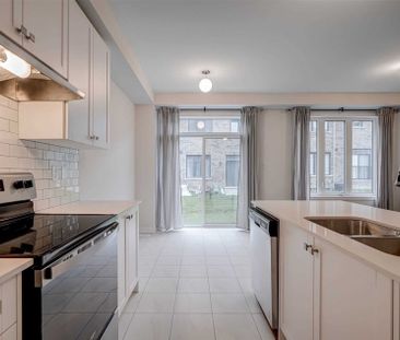 For Lease - 22 Hewison Avenue, Richmond Hill, Ontario - Photo 6