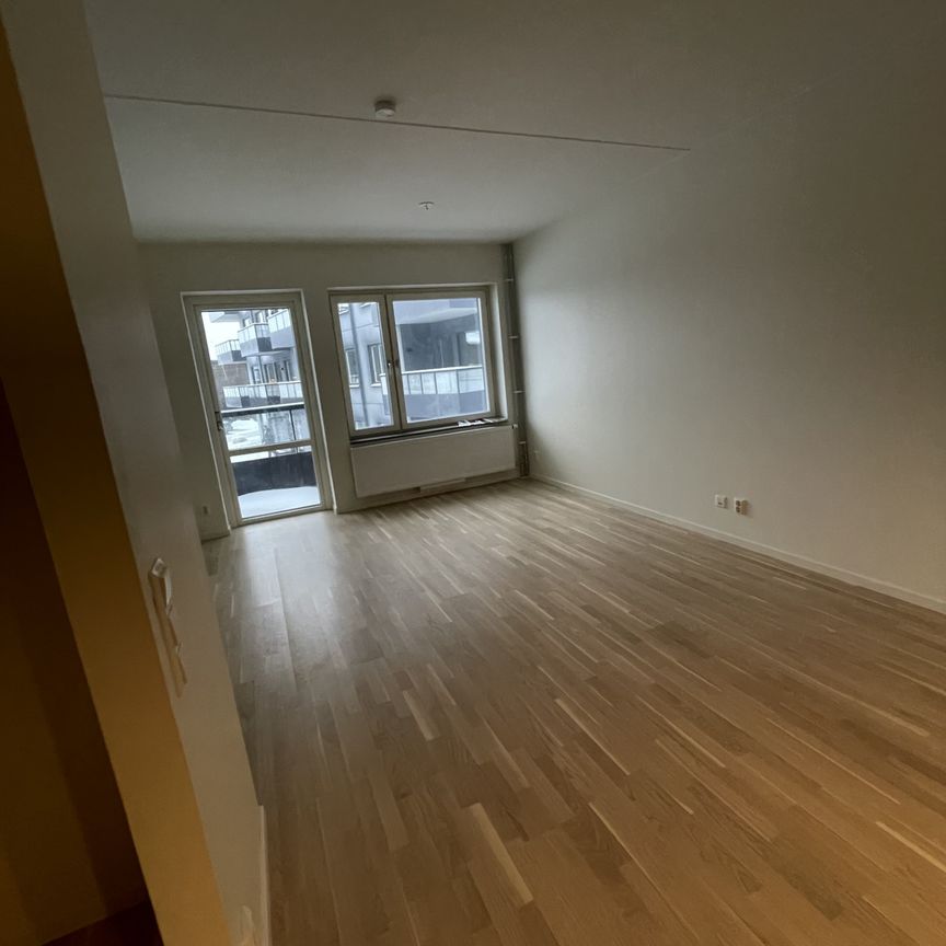 Zetterlundsslingan, Vallentuna - Photo 1