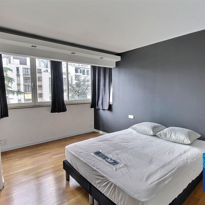 Apartment - Photo 1