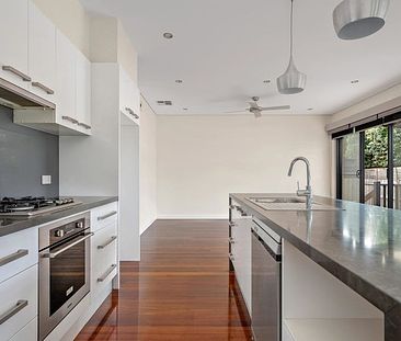 2/6 Eve Court, Forest Hill - Photo 5