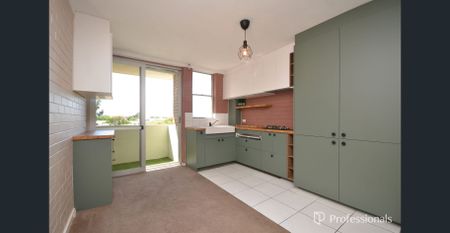 Renovated 1 Brm Apartmemt - Photo 5