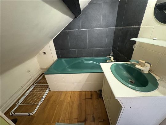 2 pièces - Meublé - 42 m² - 1er étage - Colocation non autorisée - Photo 1