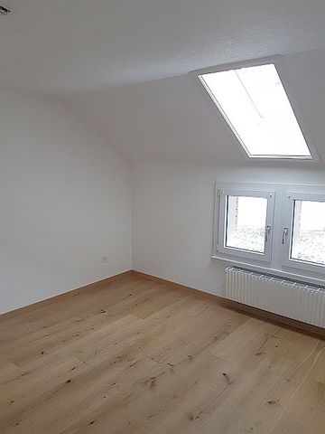 Individuelle Dachwohnung an zentraler Lage - Foto 3