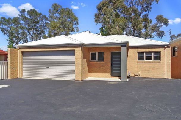 29B Specimen Hill Road, Golden Square - Photo 1