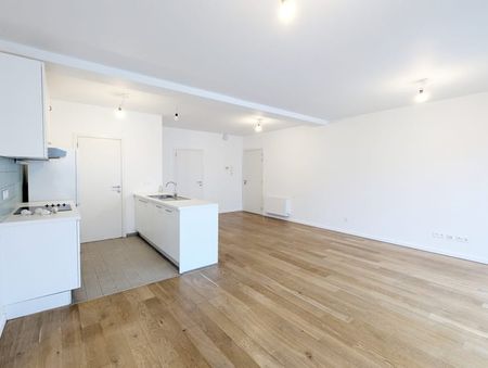 Appartement te huur - foto 4