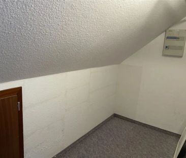 Helle und ruhig gelegene Dachgeschoßwohnung zur Miete - Photo 4