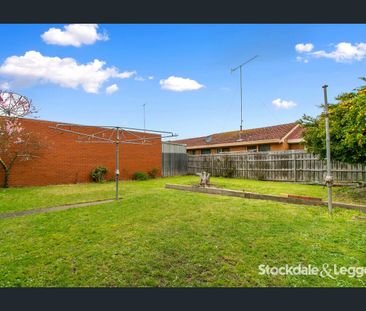 3 Bedroom Delight! - Photo 3