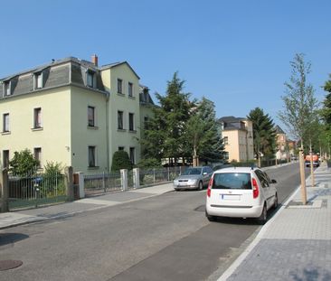 Senioren willkommen ... im top sanierten Altbau mit EBK! - Photo 1