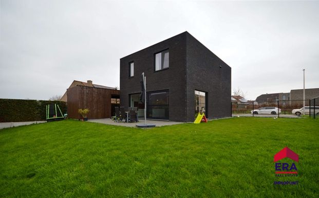 Woning met 3 slks en grote tuin te huur - Photo 1