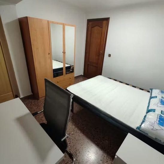 Avinguda de la Plata, Valencia, Valencian Community 46006 - Photo 1