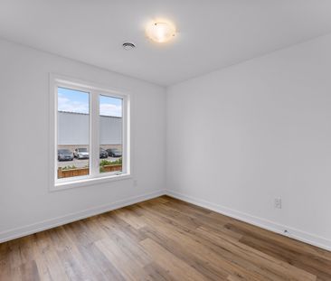 For Lease - 4263 Fourth Avenue Unit# 622, Niagara Falls, Ontario - Photo 5