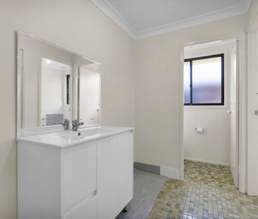 Contemporary Renovation with All the Comforts - Photo 6