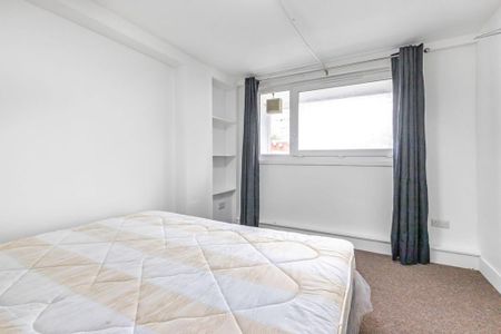 5 bedroom flat to rent - Photo 3