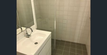 Fantastic River & City views at Clifftop!. - Photo 3