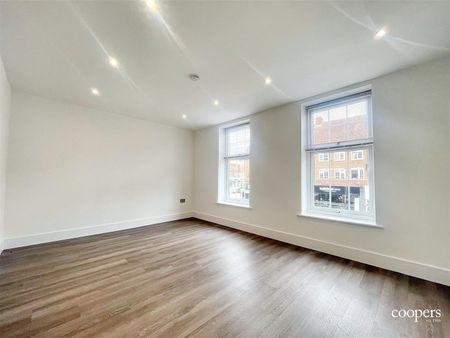 Park Way, Ruislip Manor, HA4 - Photo 2