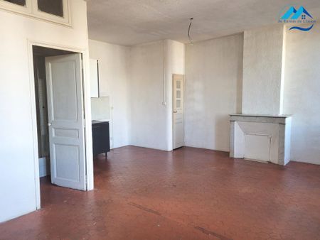 Location Appartement 2 pièces 44m² MARSEILLE 4ème - Photo 3