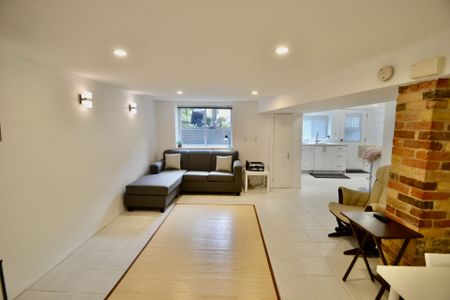 For Lease - 180 Madison Avenue Unit# Lower, Toronto, Ontario - Photo 2