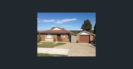 THREE BEDROOM BRICKED PROPERTY - Photo 4