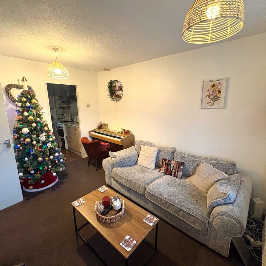 Moorside Stratford Way, HP3 9BA, Hemel Hempstead - Photo 1