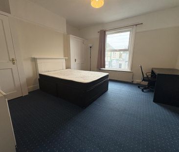 1 bedroom semi-detached house to rent - Photo 4