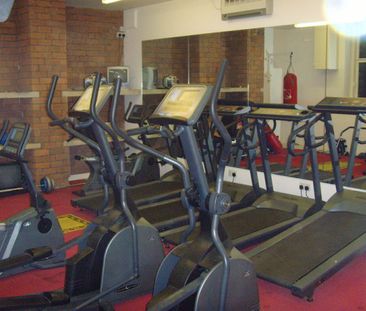 Boothroyds, Dewsbury, WF13 - Photo 6