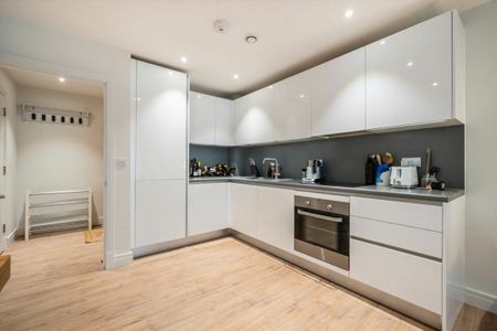 Havilland Mews, Shepherds Bush, W12 - Photo 3