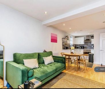 1 bedroom flat to rent - Photo 1