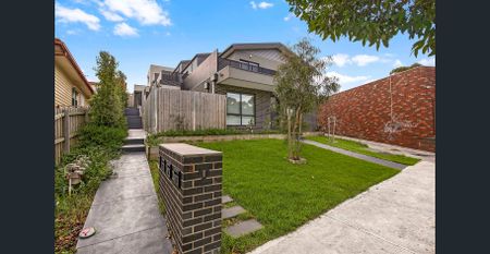 Near new in a great location. - Photo 3