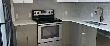 Renovated 2 Bedroom + 1 Bath | 3 - 2209 Westmount Road Northwest, Calgary - Photo 1