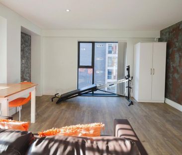 1 bedroom flat to rent - Photo 2