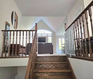 For Lease - 93 Allegra Drive Unit# Upper, Wasaga Beach, Ontario - Photo 2