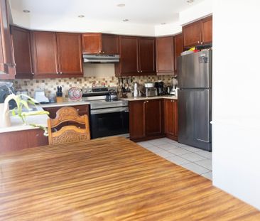 For Lease - 213 Fennamore Terrace, Milton, Ontario - Photo 5