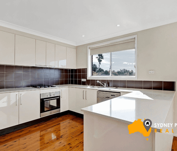 Beautiful 3 Bedroom House - Photo 4