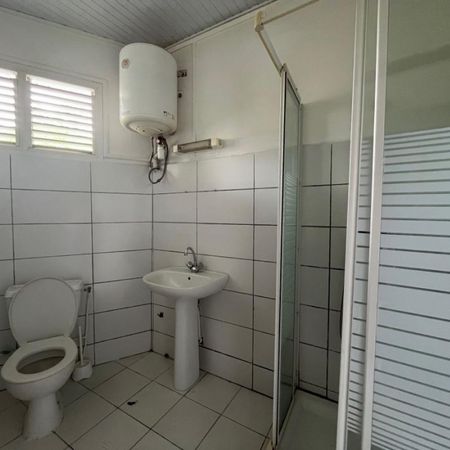 Location Appartement 53.54m² 3 pièces Fort de france - Photo 3