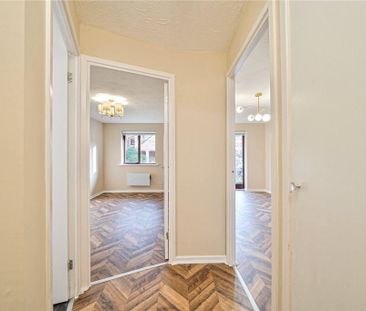 1 Bed Flat, Orchard Grove, SE20 - Photo 4