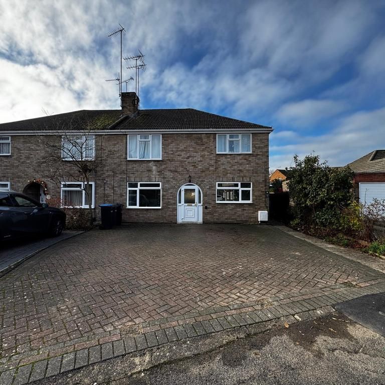 2 bedroom maisonette to rent - Photo 1