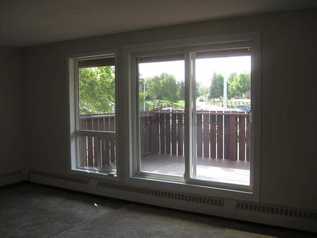 Millcrest Apartments - Photo 3