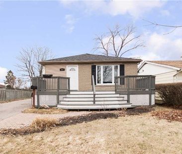 For Lease - 727 Hewson Drive, Pickering, Ontario - Photo 6