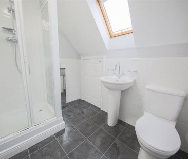 4 bedroom terraced house to rent - Photo 2