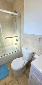 Bright 3 Bedroom/2 Bathroom Close to Major Transit - Photo 4