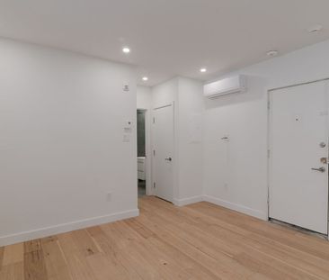 4880 Queen Mary Road - Photo 1