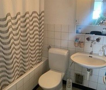 Ruhig gelegene 2.5- Zimmerwohnung - Photo 3