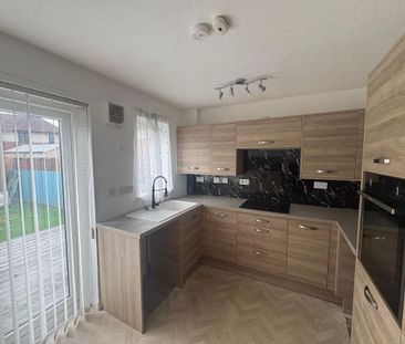 2 bedroom terraced house to rent - Photo 5