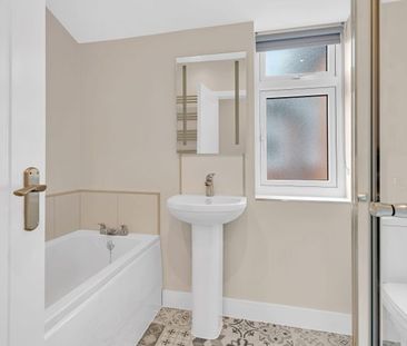 5 Burleigh Road - Photo 4