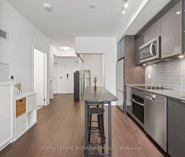 543 Richmond St W apartment — Toronto, ON (1-Bedroom) - 1 Bedroom - Photo 4